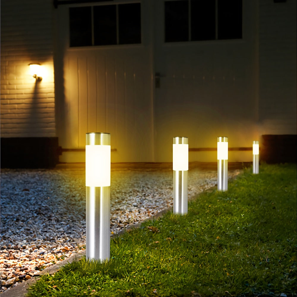 EcoTrack - Solar-Powered Pathway Light