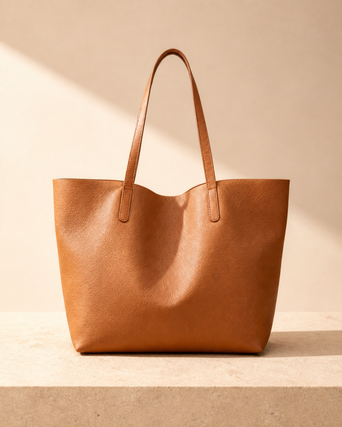 Saint Loir Easy Tote Bag — front catalog view