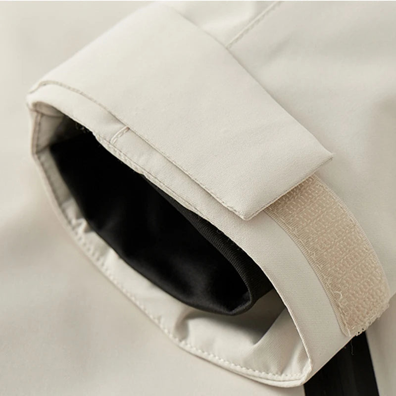 Elegant Women’s Quilted Winter Coat – Waterproof and Windproof Jacket with Detachable Hood for Cold Weather