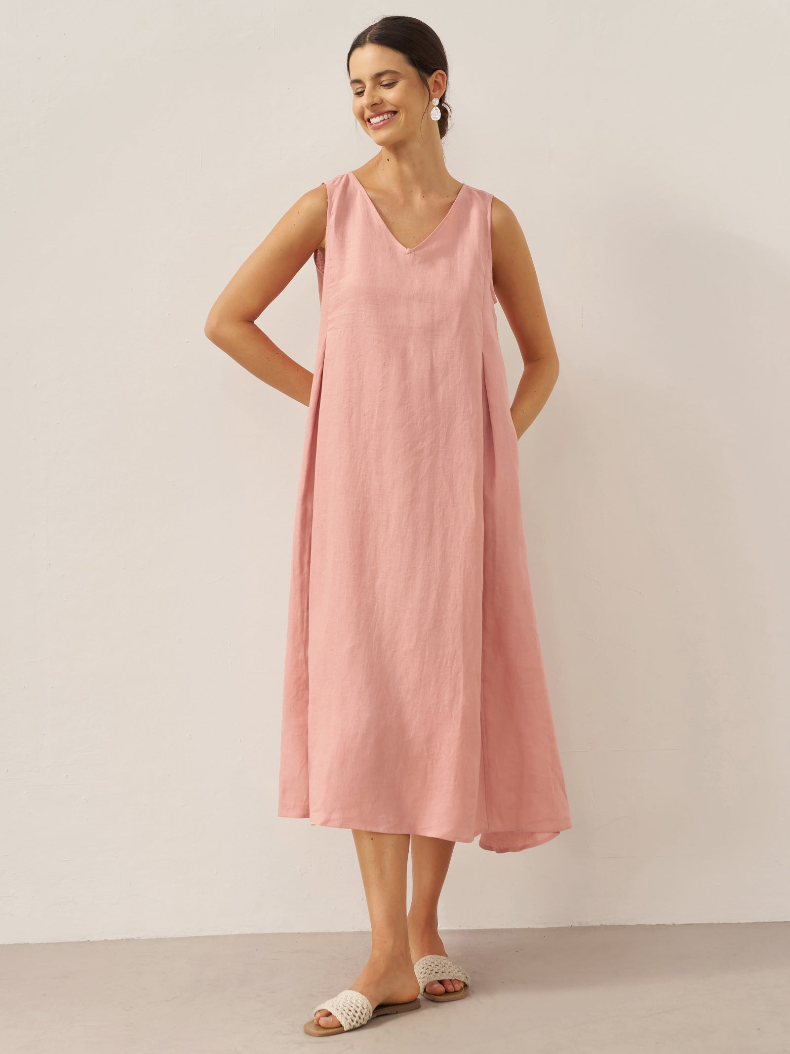 EmmA | Elegant Sleeveless a-Line Maxi Dress For Women
