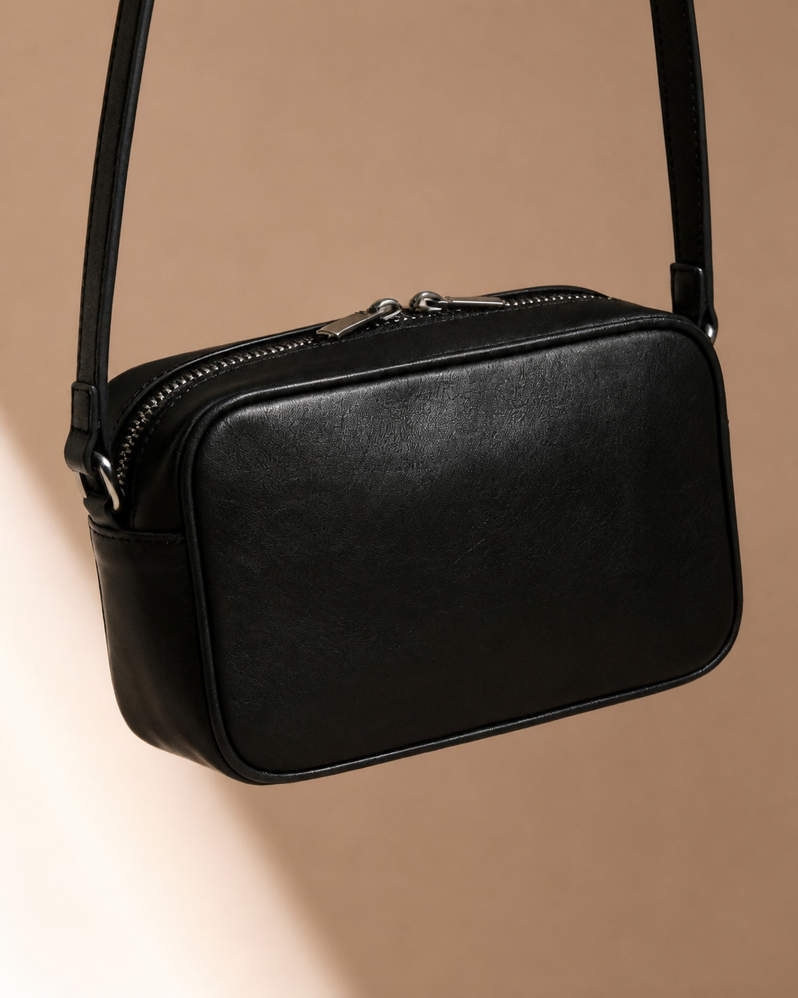 Saint Loir Camera Bag — detail view